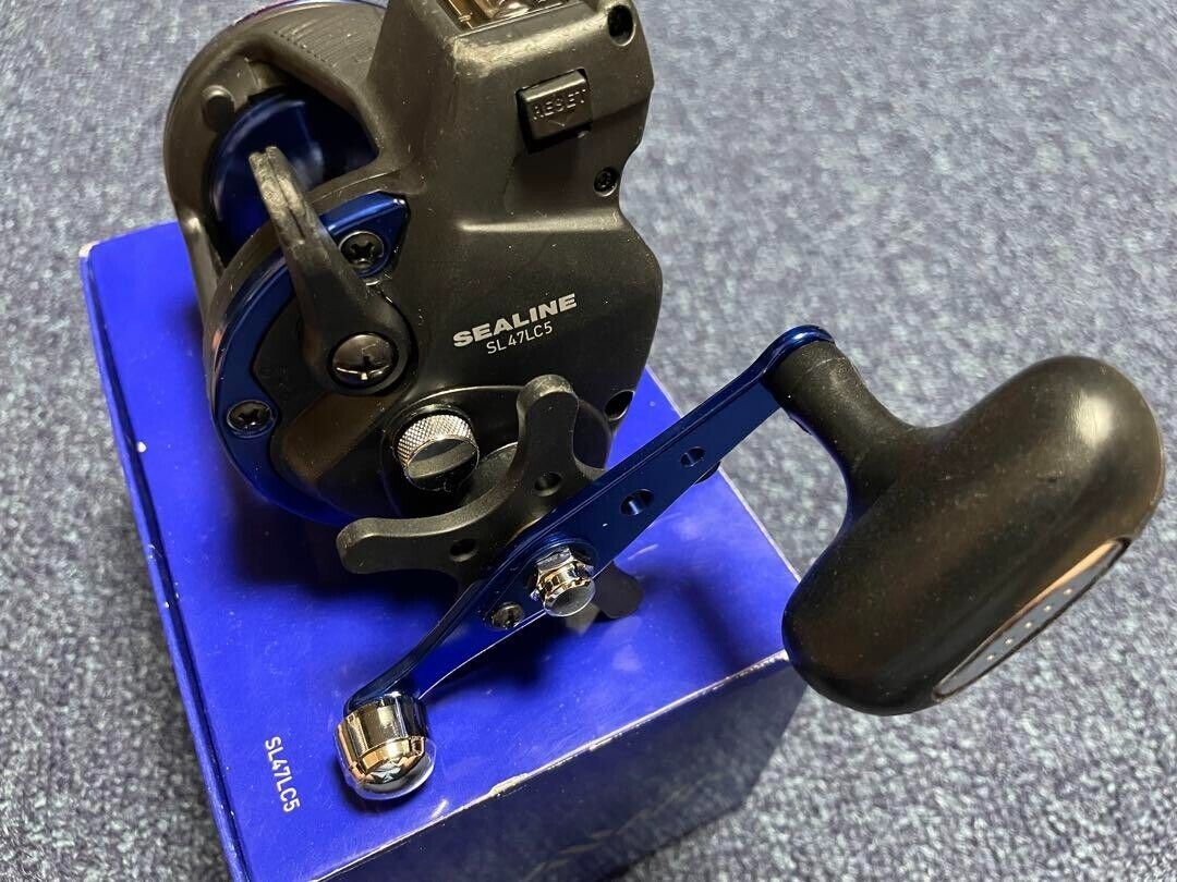 Daiwa Sealine SL47LC5 Right Handle Fishing Reel US model w/ ft Display Counter
