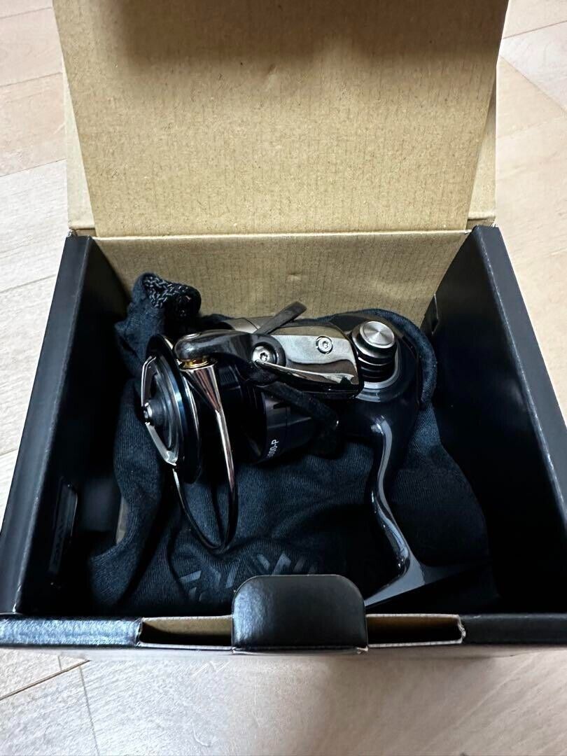 Daiwa 21 CERTATE SW 6000-P Spinning Reel 375g Gear Ratio 4.9:1 F/S from Japan