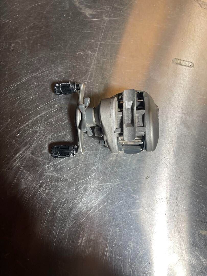 Shimano 16 METAMIUM MGL HG Right Handle Bait Reel Gear Ratio 7.4:1 F/S from JPN