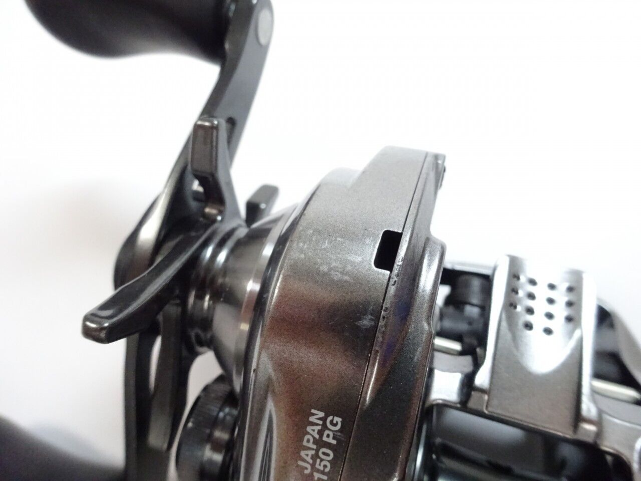 Shimano 18 BANTAM MGL PG Right Baitcasting Reel Gear Ratio 5.5:1 F/S from Japan