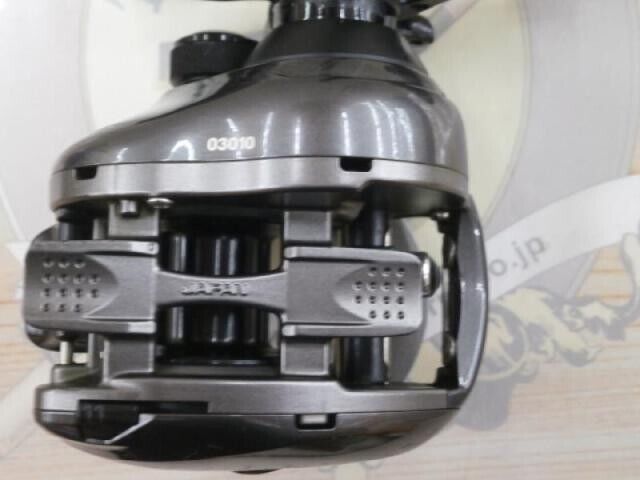 Shimano 12 EXSENCE DC Baitcast Reel Right Handle Gear Ratio 8.0:1 F/S from JPN