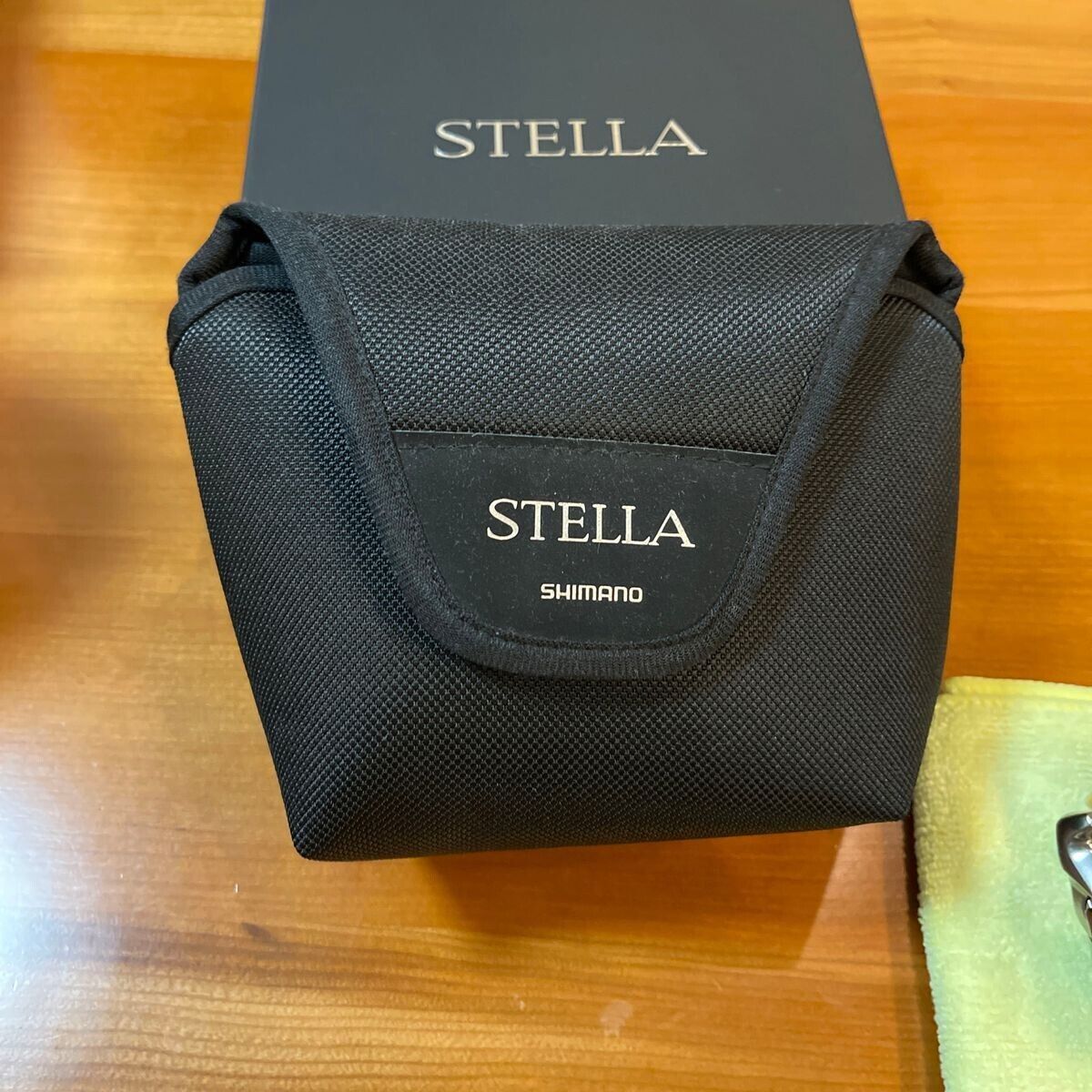 Shimano 18 STELLA 4000MHG Spinning Reel Gear Ratio 5.8:1 255g F/S from Japan