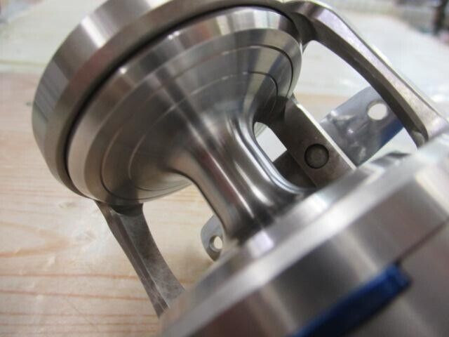 Daiwa SALTIGA 15H SJ Right Handle Baitcast Reel Gear Ratio 6.4:1 F/S from Japan