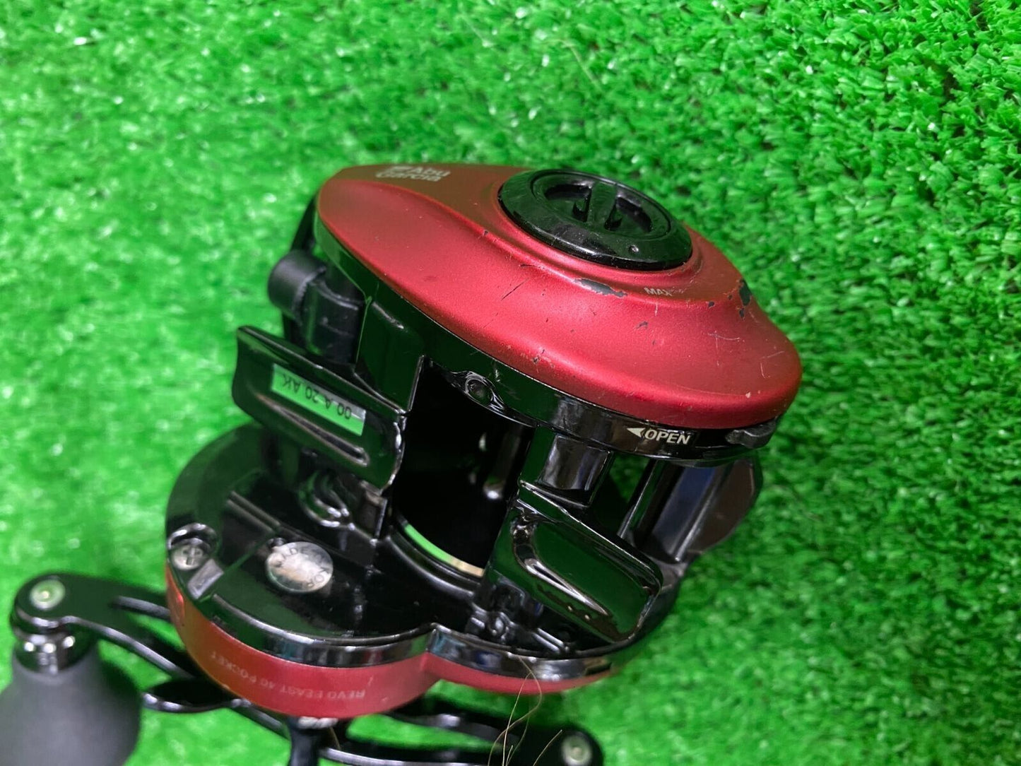 Abu Garcia REVO BEAST 40 ROCKET Right Bait Reel Gear Ratio 9.2:1 F/S from Japan