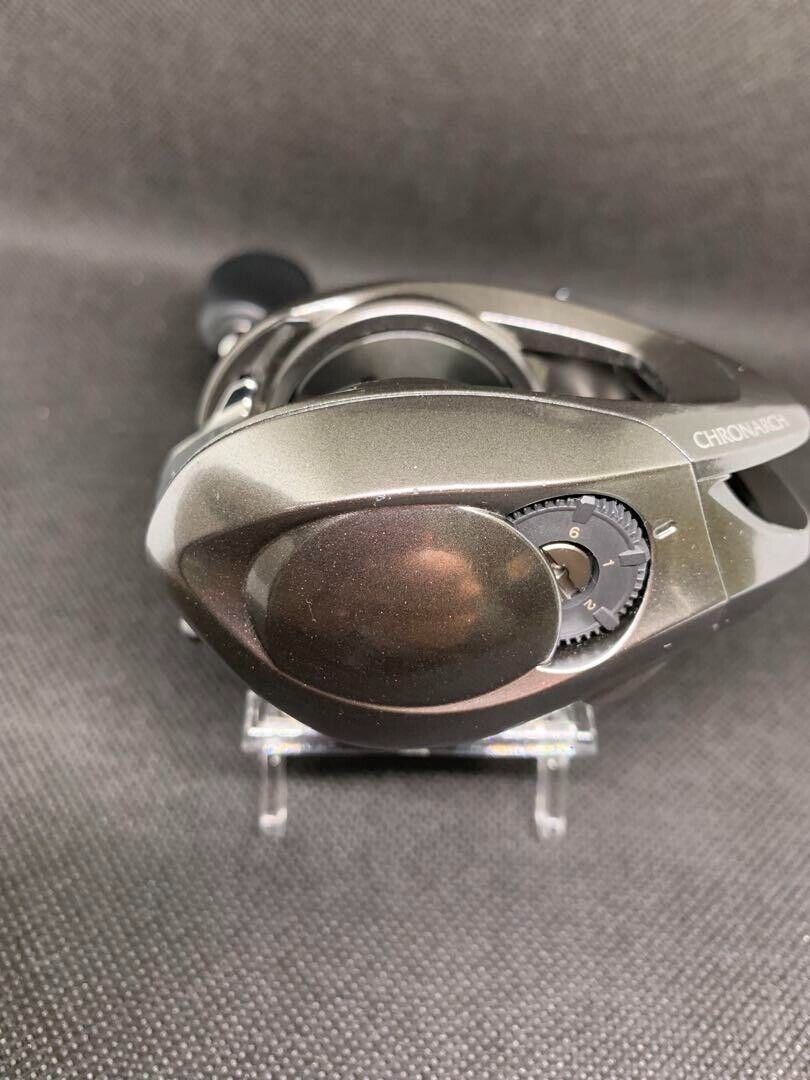 Shimano 17 CHRONARCH MGL 151 XG LEFT Baitcast Reel Gear Ratio 8.1:1 F/S from JP