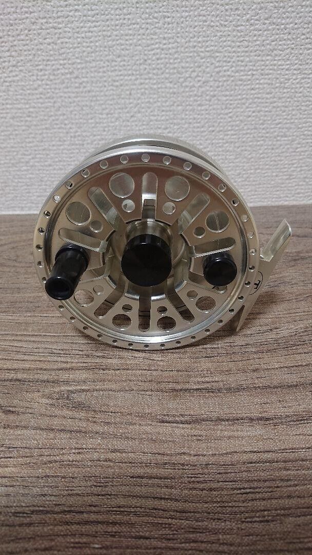 Tibor Everglades Fly Reel By Ted Juracsik F/S from Japan – Sushi