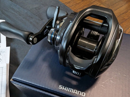 Shimano 23 SLX DC 71XG Left Handle Baitcast Reel Gear Ratio 8.2:1 F/S from Japan