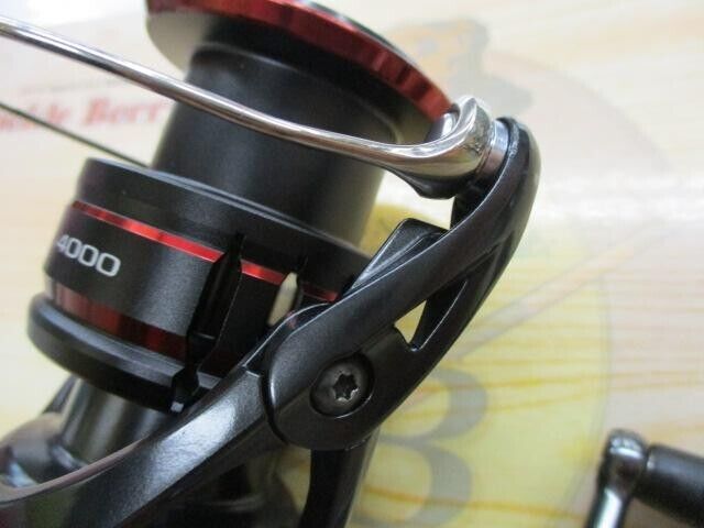 Shimano 20 VANFORD 4000 Spinning Reel Gear Ratio 5.3:1 Weight 215g F/S from JPN