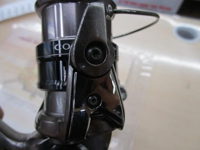 Shimano COMPLEX CI4+ C2500S F4 HG Spinning Reel Gear Ratio 6.0:1 F/S from Japan