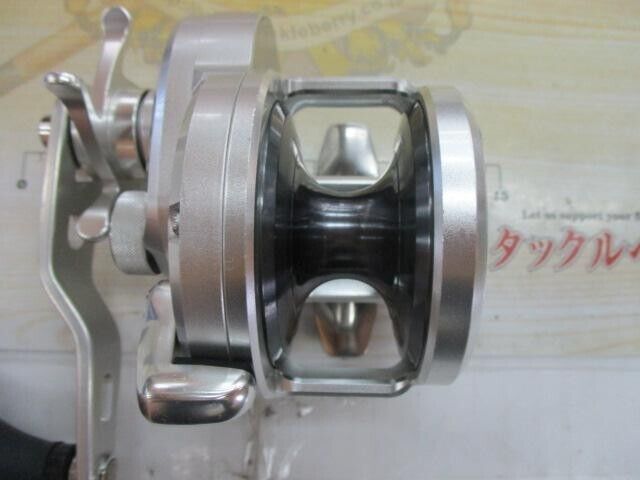 Shimano 12 OCEA JIGGER 2001-NR-HG Baitcasting Reel Gear Ratio 6.2:1 F/S from JPN