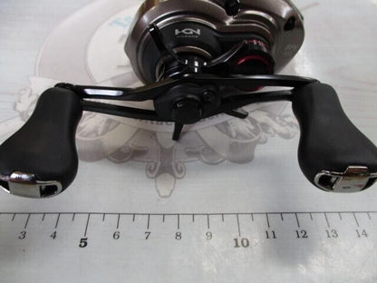 Shimano SCORPION BFS XG Left Handle Baitcast Reel Gear 8.2:1 F/S from JAPAN