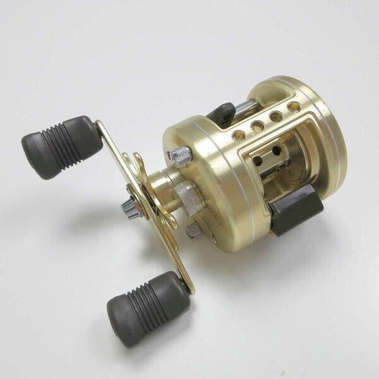 Shimano Baitcasting Reel CALCUTTA 201XT L-H Gear Ratio 5.1:1 260g F/S From Japan