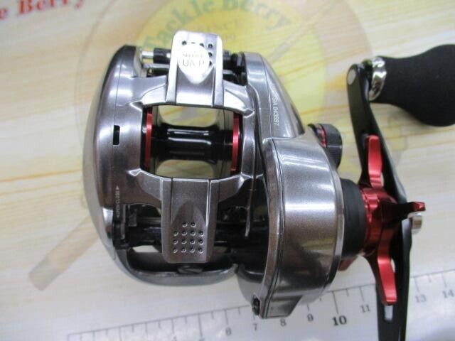 Shimano 21 SCORPION MD 300XG LH 7.9:1 Right Handle Baitcast Reel F/S from Japan