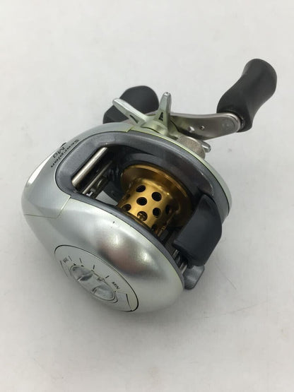 Shimano 04 SCORPION Mg 1000 Right Gear 6.2:1 Baitcasting Reel F/S from Japan