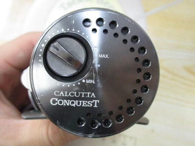 Shimano 17 CALCUTTA CONQUEST BFS HG Baitcasting Reel Right Hand F/S from Japan