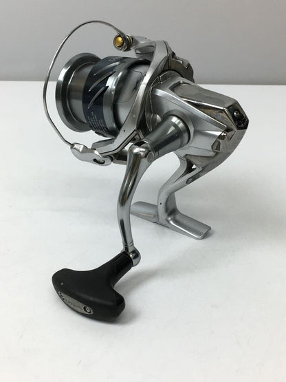 Shimano STRADIC 4000XGM-K Spinning Reel Gear Ratio 6.2:1 285g F/S from Japan