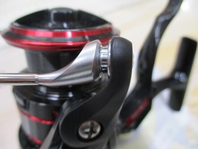 Daiwa 19 CYGNUS 2500H-LBD Spinning Reel Gear Ratio 6.2:1 285g F/S from Japan