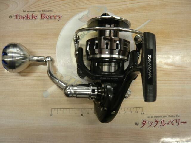 Daiwa 16 CATALINA 5000 Spinning Reel Gear Ratio 4.9:1 Weight 605g F/S from JP