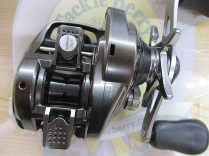 Shimano 20 METANIUM HG Baitcast Reel Left Hand Gear Ratio 7.1:1 F/S from Japan