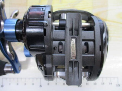 Abu Garcia SALTY STAGE REVO LJ-1 RH Bait Casting Reel Gear 6.4:1 F/S from Japan