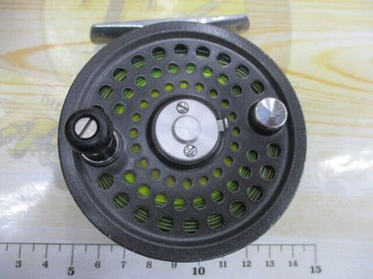 Orvis BATTENKILL Disc 5/6 Gunmetal Fly Fishing Reel with Case F/S from Japan