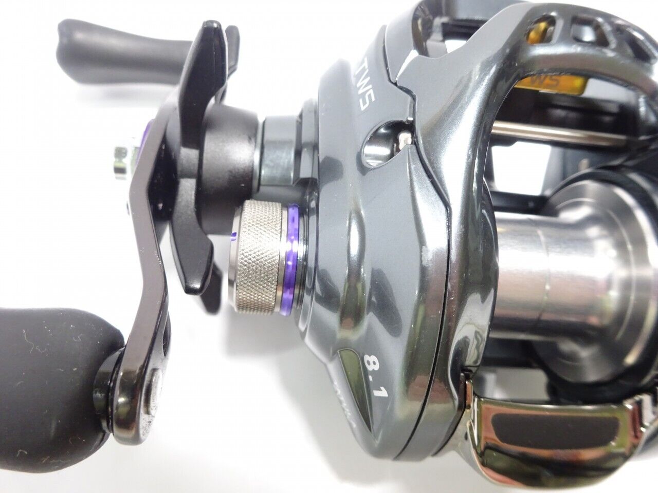 Daiwa 20 TATULA SV TW 103XHL Left Handle Shipping Reel Gear 8.1:1 F/S from Japan