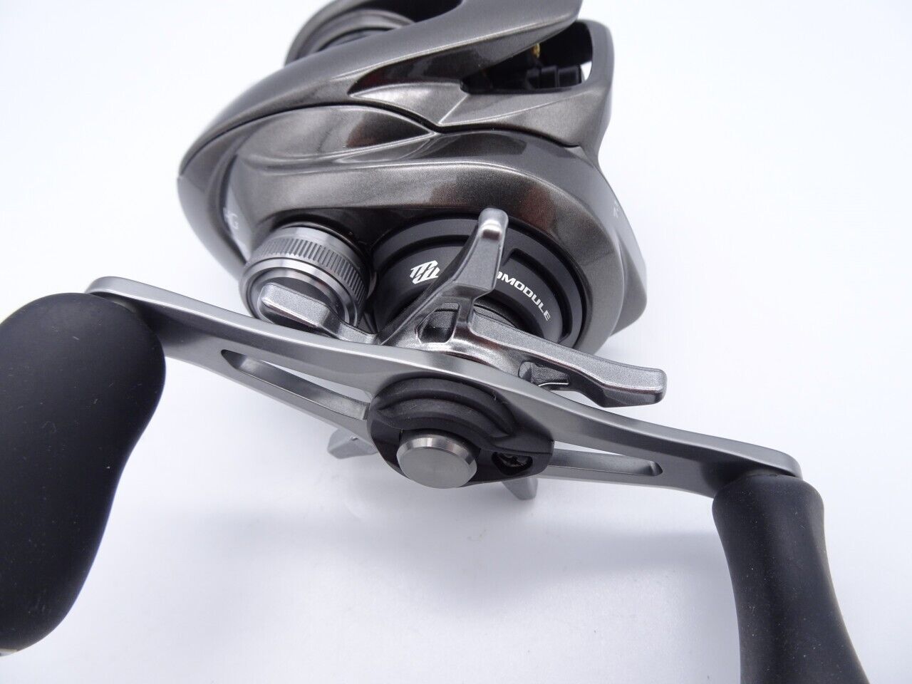 Shimano 20 METANIUM MGL HG R-H Baitcasting Reel Gear Ratio 7.1:1 F/S from Japan