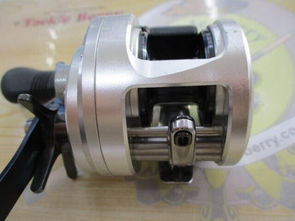 SHIMANO 12 OCEA CALCUTTA 200PG 5.0:1 Baitcasting Reel Free Shipping from Japan