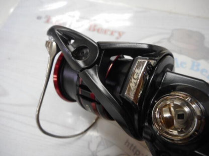 Shimano 20 VANFORD C2000SHG Spinning Reel 150g Gear Ratio 6.1:1 F/S from Japan