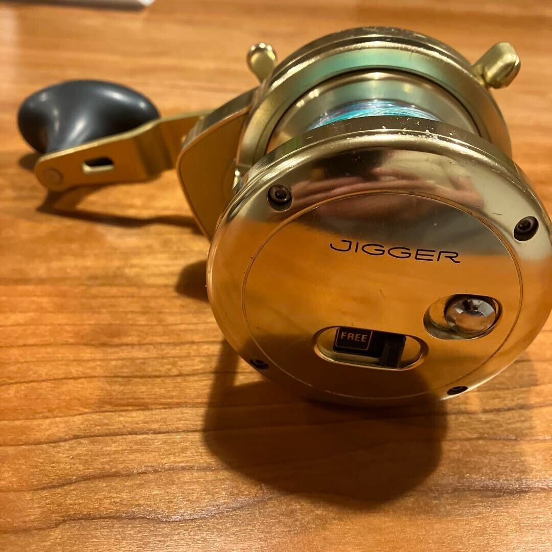 Shimano Scorpion OCEA JIGGER 2000 Right Jigging Baitcasting Reel F/S from Japan