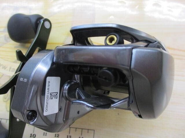 Shimano 22 CURADO DC 200XG Right Baitcasting Reel Gear Ratio 8.5:1 F/S from JPN