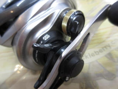 Shimano 13 METANIUM XG Left Bait Casting Reel Gear Ratio 8.5:1 F/S from Japan