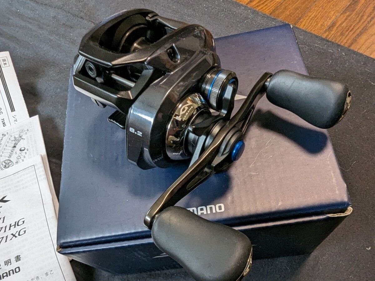 Shimano 23 SLX DC 71XG Left Handle Baitcast Reel Gear Ratio 8.2:1 F/S from Japan