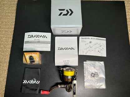 Daiwa 16 EM MS 2506H Spinning Reel Gear Ratio 5.6:1 Free Shipping from Japan