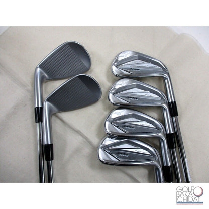 Mizuno JPX 923 Forged Iron Set 6pcs 6-PW.GW Dynamic Gold 95/S200 from Japan