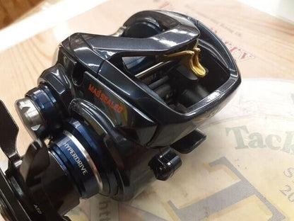 Daiwa 21 STEEZ A TW HLC 7.1 R 7.1:1 Right Handle Baitcast Reel F/S from Japan