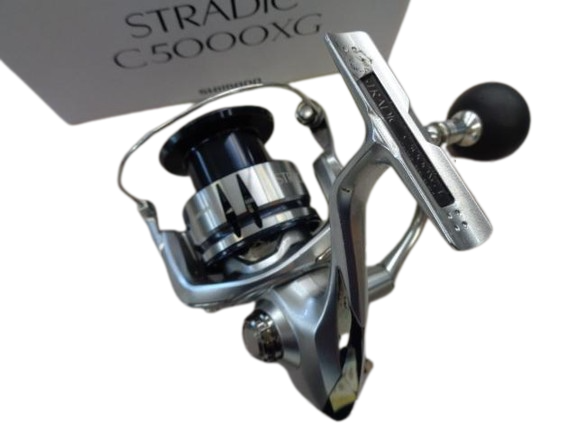 Shimano 19 STRADIC C5000XG Spinning Reel 295g Gear Ratio 6.2:1 F/S from Japan