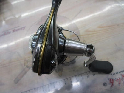 Shimano 04 STELLA 2500S Spinning Reel Gear Ratio 5.2:1 Weight 230g F/S from JPN