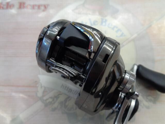 Shimano 20 METANIUM Right Handle Baitcast Reel Gear Ratio 6.2:1 F/S from Japan