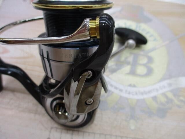 Daiwa 19 CERTATE LT 3000-CXH Spinning Reel Gear Ratio 6.2:1 210g F/S from Japan