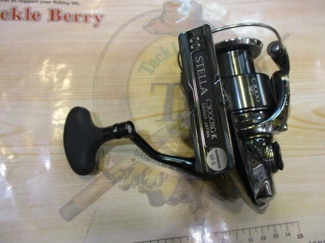 Shimano 22 STELLA C3000XG Spinning REEL Gear Ratio 6.4:1 210g F/S from Japan