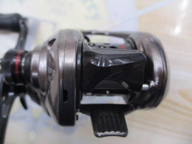 Shimano Scorpion BFS XG R-H Baitcast Reel 165g Gear Ratio 8.2:1 F/S from Japan