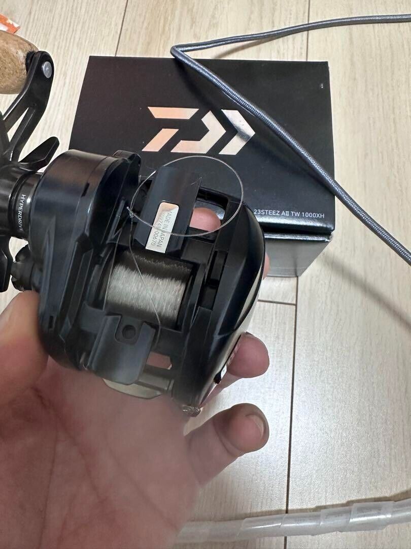 Daiwa 23 STEEZ A II TW 1000XH Right Handle Baitcast Reel Gear 8.5 F/S from Japan