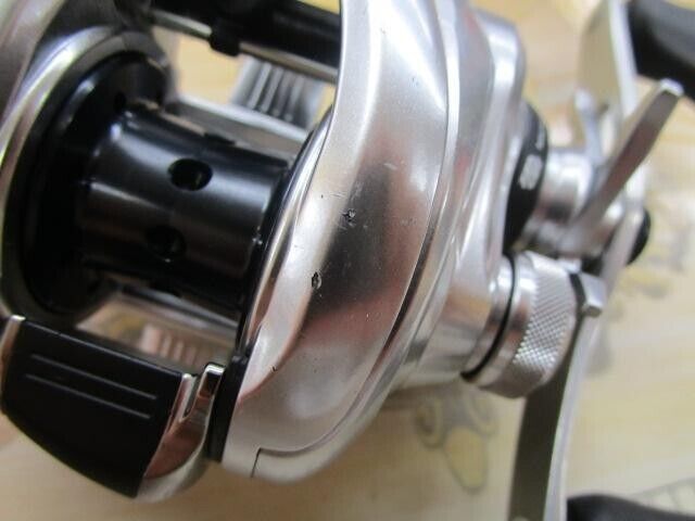 Shimano 16 METANIUM MGL XG Right Baitcast Reel Gear Ratio 8.5:1 F/S from Japan