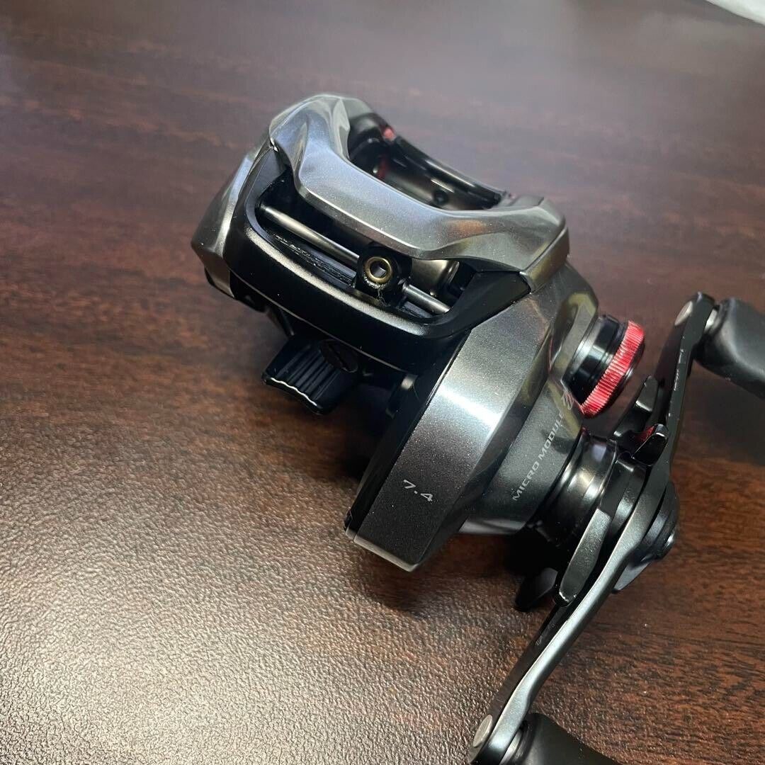 Shimano 21 SCORPION DC 151HG Left Handle 7.4:1 Baitcasting Reel F/S from Japan