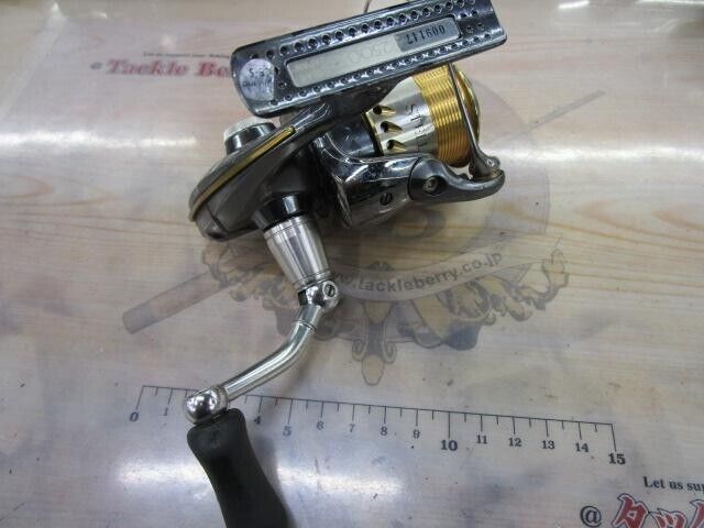 Shimano 04 STELLA 2500S Spinning Reel Gear Ratio 5.2:1 Weight 230g F/S from JPN