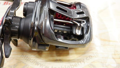 DAIWA Alphas AIR TW 8.6R Gear 8.6:1 Right Handle Baitcast Reel F/S from Japan