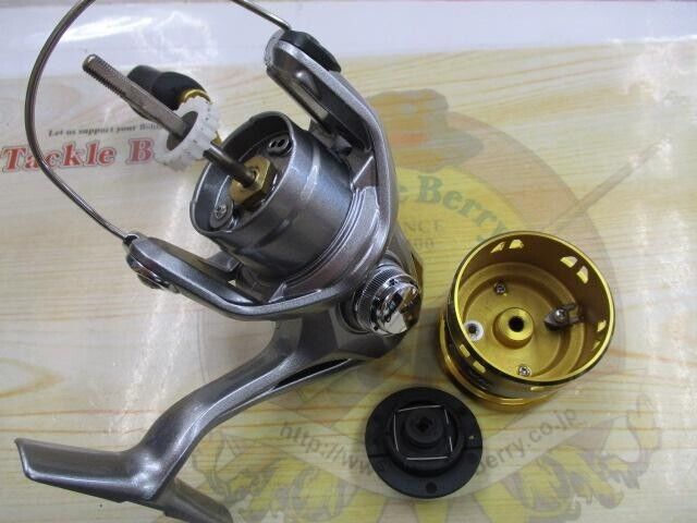 Shimano 17 SEDONA 2500S Spinning Reel Fishing Gear Ratio 5.0:1 F/S from Japan