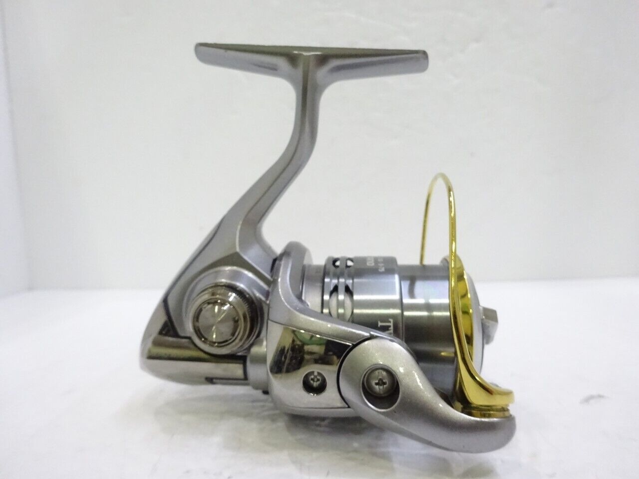 Shimano 11 Twin Power C2000S Spinning Reel Gear Ratio 5.0:1 200g F/S from Japan