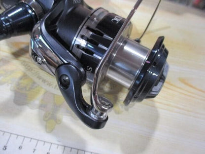 Shimano 20 STRADIC SW 6000PG Spinning Reel 440g Gear Ratio 4.6:1 F/S from Japan